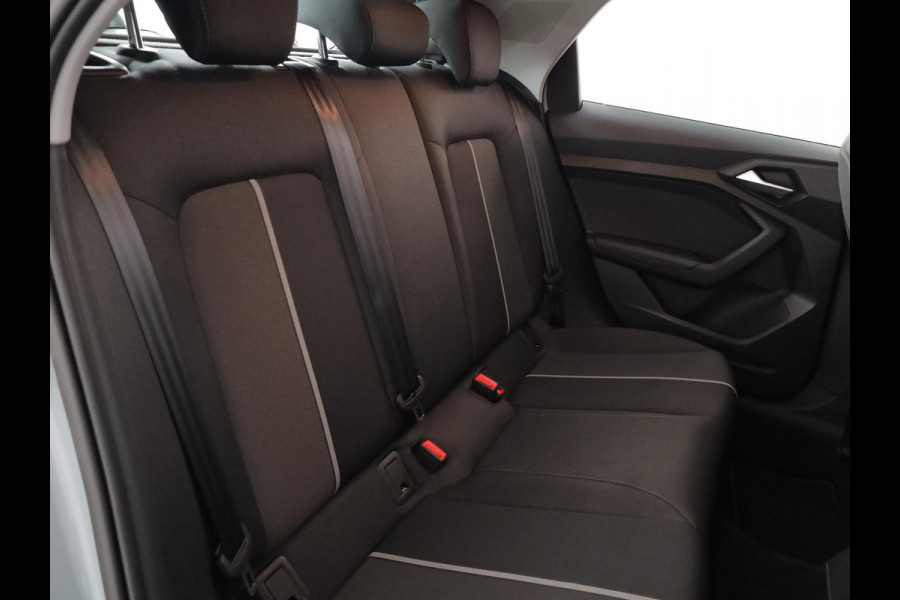 Audi A1 Sportback 25 TFSI Pro Line 95 pk | Navigatie | Parkeersensoren achter | Cruise control | Apple Carplay/Android Auto |