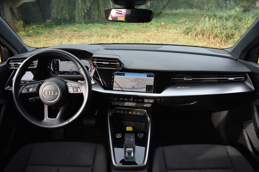 Audi A3 Sportback 40 TFSIe 204PK HYBRIDE S-TRONIC PRO-LINE NAVI/CAMERA/VIRTUAL Audi A3 Sportback 40 TFSIe 204PK HYBRIDE S-TRONIC PRO-LINE NAVI/CAMERA/VIRTUAL