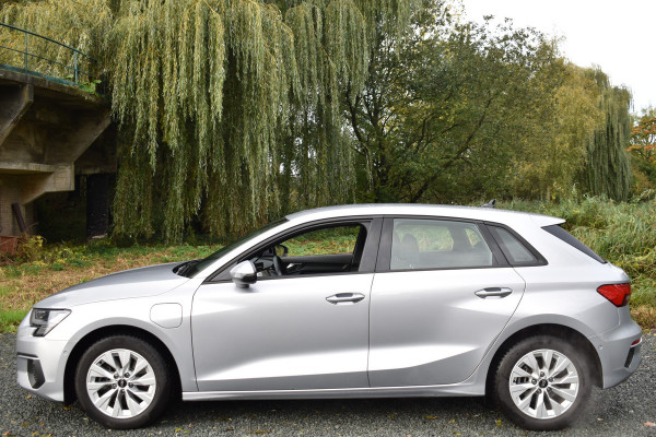 Audi A3 Sportback 40 TFSIe 204PK HYBRIDE S-TRONIC PRO-LINE NAVI/CAMERA/VIRTUAL Audi A3 Sportback 40 TFSIe 204PK HYBRIDE S-TRONIC PRO-LINE NAVI/CAMERA/VIRTUAL