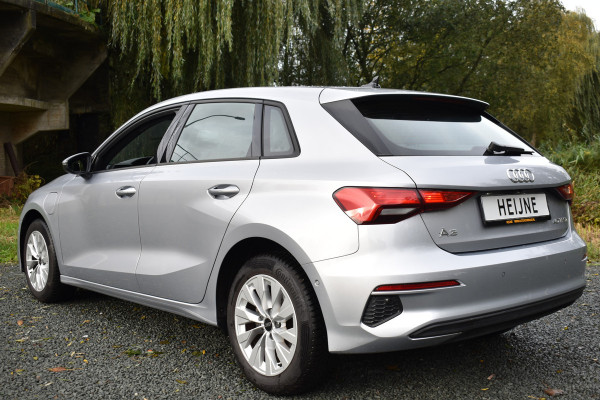 Audi A3 Sportback 40 TFSIe 204PK HYBRIDE S-TRONIC PRO-LINE NAVI/CAMERA/VIRTUAL Audi A3 Sportback 40 TFSIe 204PK HYBRIDE S-TRONIC PRO-LINE NAVI/CAMERA/VIRTUAL