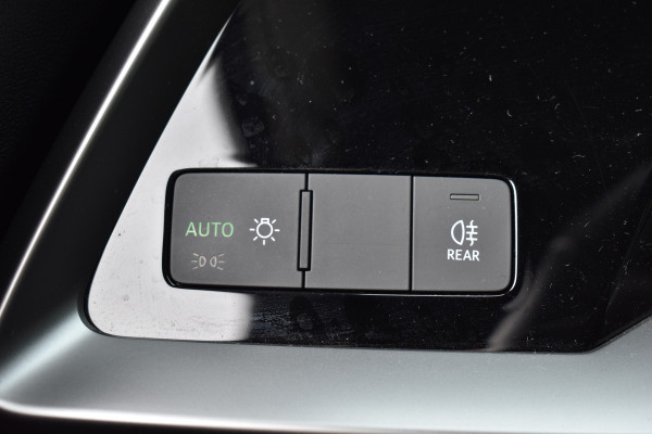 Audi A3 Sportback 40 TFSIe 204PK HYBRIDE S-TRONIC PRO-LINE NAVI/CAMERA/VIRTUAL Audi A3 Sportback 40 TFSIe 204PK HYBRIDE S-TRONIC PRO-LINE NAVI/CAMERA/VIRTUAL