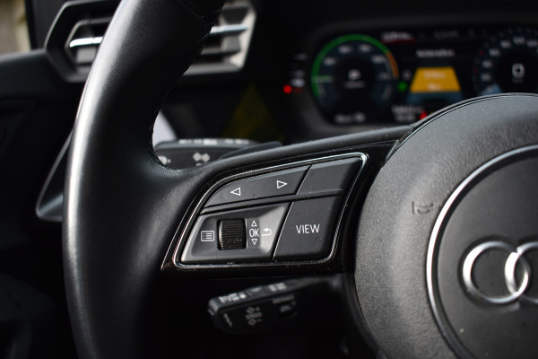 Audi A3 Sportback 40 TFSIe 204PK HYBRIDE S-TRONIC PRO-LINE NAVI/CAMERA/VIRTUAL Audi A3 Sportback 40 TFSIe 204PK HYBRIDE S-TRONIC PRO-LINE NAVI/CAMERA/VIRTUAL
