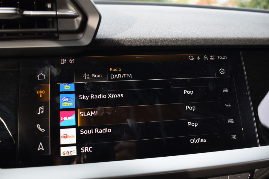 Audi A3 Sportback 40 TFSIe 204PK HYBRIDE S-TRONIC PRO-LINE NAVI/CAMERA/VIRTUAL Audi A3 Sportback 40 TFSIe 204PK HYBRIDE S-TRONIC PRO-LINE NAVI/CAMERA/VIRTUAL