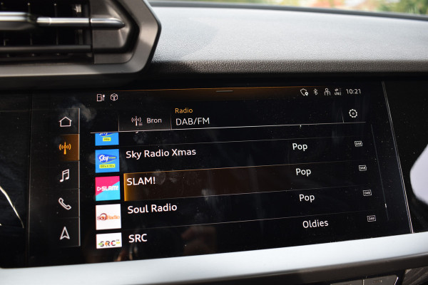 Audi A3 Sportback 40 TFSIe 204PK HYBRIDE S-TRONIC PRO-LINE NAVI/CAMERA/VIRTUAL Audi A3 Sportback 40 TFSIe 204PK HYBRIDE S-TRONIC PRO-LINE NAVI/CAMERA/VIRTUAL