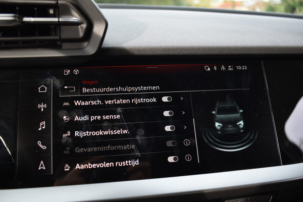 Audi A3 Sportback 40 TFSIe 204PK HYBRIDE S-TRONIC PRO-LINE NAVI/CAMERA/VIRTUAL Audi A3 Sportback 40 TFSIe 204PK HYBRIDE S-TRONIC PRO-LINE NAVI/CAMERA/VIRTUAL