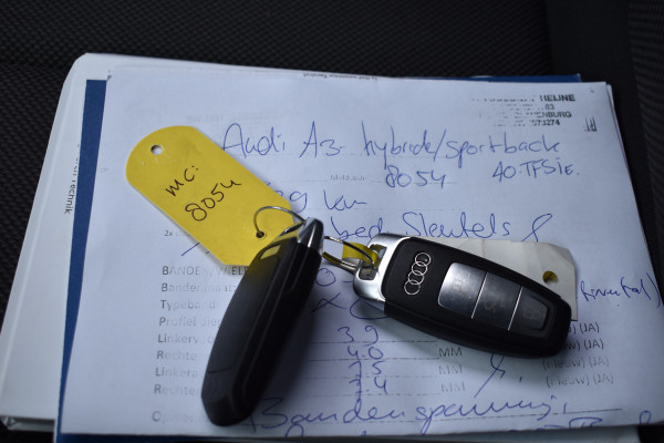 Audi A3 Sportback 40 TFSIe 204PK HYBRIDE S-TRONIC PRO-LINE NAVI/CAMERA/VIRTUAL Audi A3 Sportback 40 TFSIe 204PK HYBRIDE S-TRONIC PRO-LINE NAVI/CAMERA/VIRTUAL