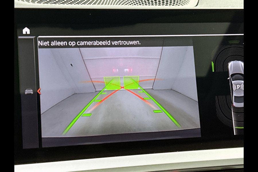 BMW 3-serie 320i M-sport xDrive High Executive(Panorama, StoelV, Carplay, Parkeersensoren, Navi, Camera, Adapt Cruise, Etc)