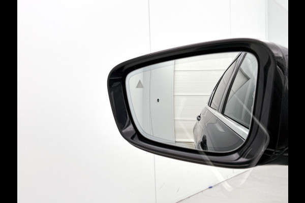 BMW 3-serie 320i M-sport xDrive High Executive(Panorama, StoelV, Carplay, Parkeersensoren, Navi, Camera, Adapt Cruise, Etc)