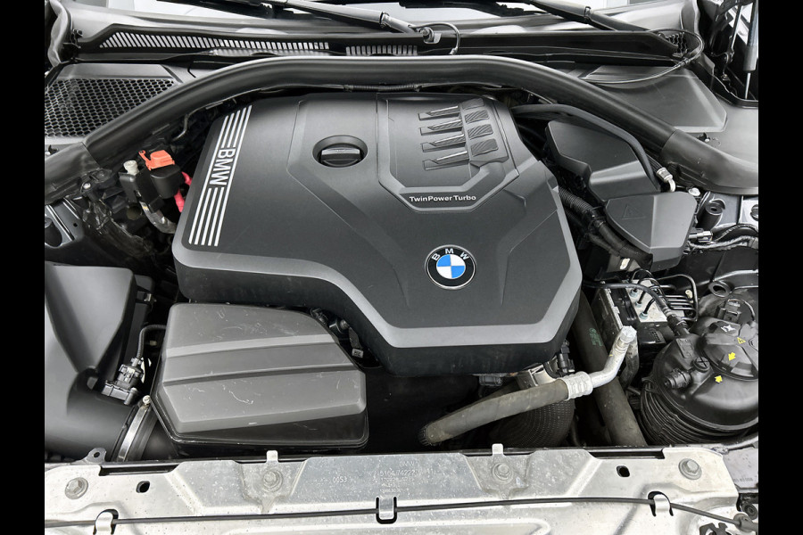 BMW 3-serie 320i M-sport xDrive High Executive(Panorama, StoelV, Carplay, Parkeersensoren, Navi, Camera, Adapt Cruise, Etc)