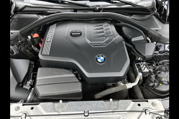 BMW 3-serie 320i M-sport xDrive High Executive(Panorama, StoelV, Carplay, Parkeersensoren, Navi, Camera, Adapt Cruise, Etc)
