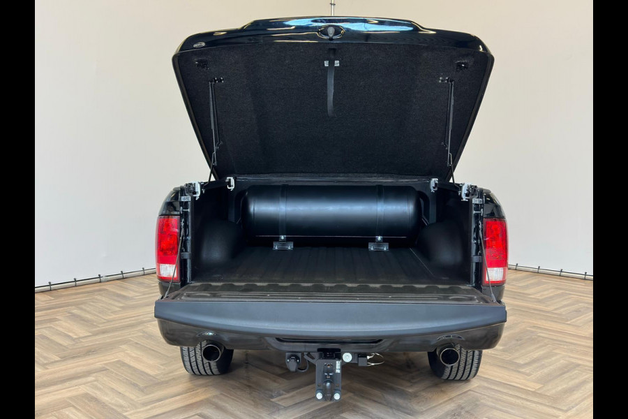 Dodge Ram 1500 CLASSIC 5.7 HEMI |6-PERS|NAP |NIEUWE AUTO |INRUIL MOGELIJK |DEALER ONDERHOUDEN