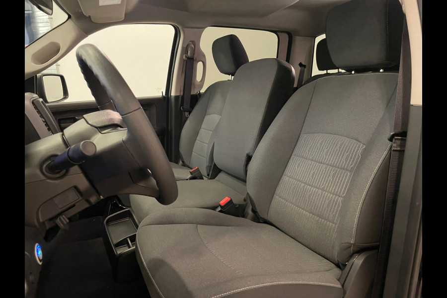 Dodge Ram 1500 CLASSIC 5.7 HEMI |6-PERS|NAP |NIEUWE AUTO |INRUIL MOGELIJK |DEALER ONDERHOUDEN