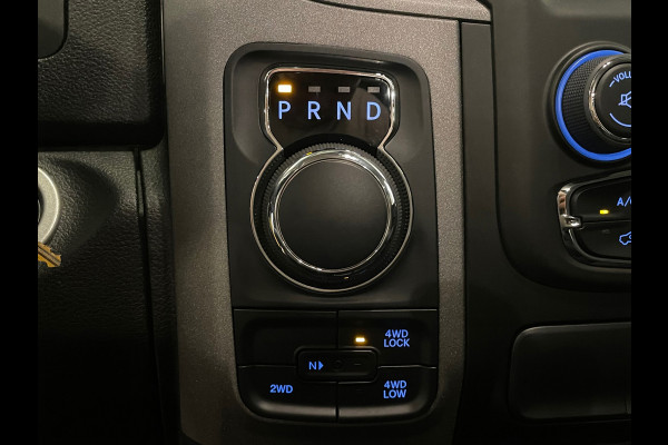 Dodge Ram 1500 CLASSIC 5.7 HEMI |6-PERS|NAP |NIEUWE AUTO |INRUIL MOGELIJK |DEALER ONDERHOUDEN