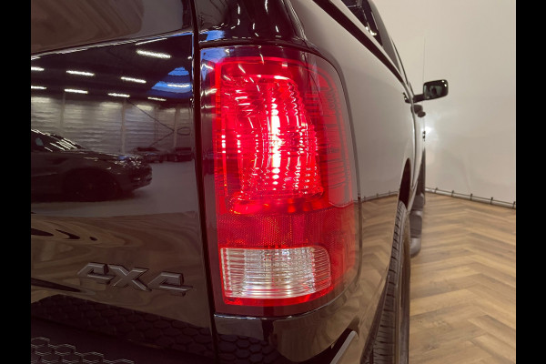 Dodge Ram 1500 CLASSIC 5.7 HEMI |6-PERS|NAP |NIEUWE AUTO |INRUIL MOGELIJK |DEALER ONDERHOUDEN