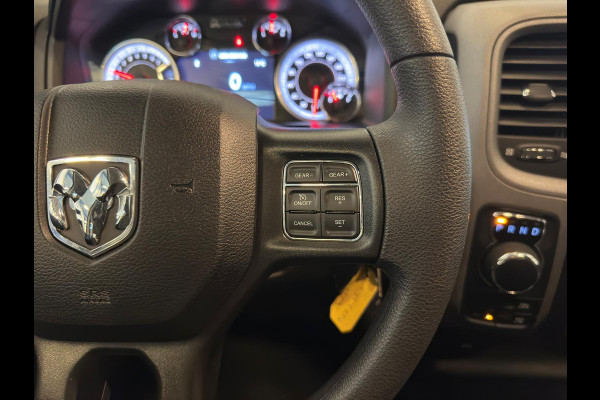 Dodge Ram 1500 CLASSIC 5.7 HEMI |6-PERS|NAP |NIEUWE AUTO |INRUIL MOGELIJK |DEALER ONDERHOUDEN