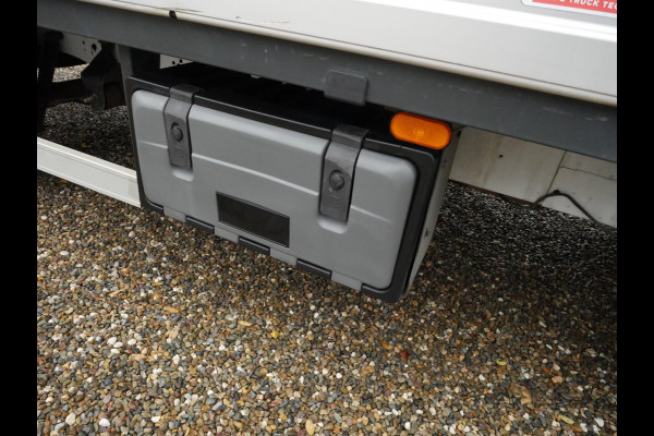 Ford Transit 2.0 TDCI 130PK, L4, Pickup, Airco, Open laadbak L*B*H = 420*210*40