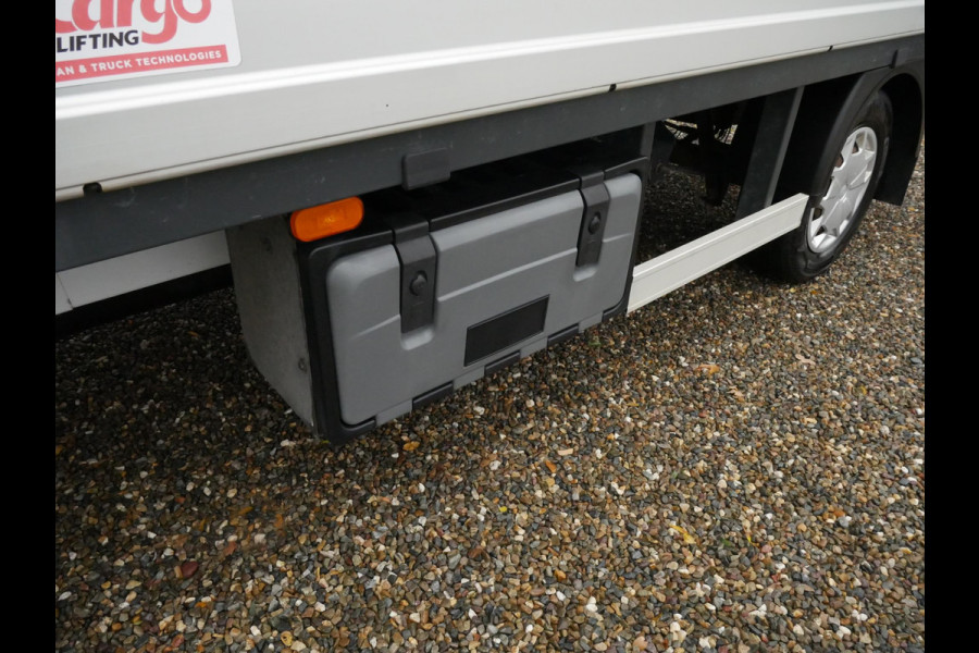 Ford Transit 2.0 TDCI 130PK, L4, Pickup, Airco, Open laadbak L*B*H = 420*210*40