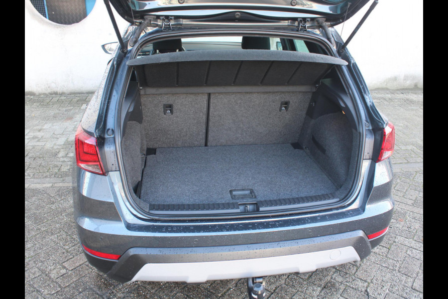 Seat Arona 1.0 TSI Xcellence Business Intense | 115 PK | NAVIGATIE | TREKHAAK | ACHTERUITRIJCAMERA |