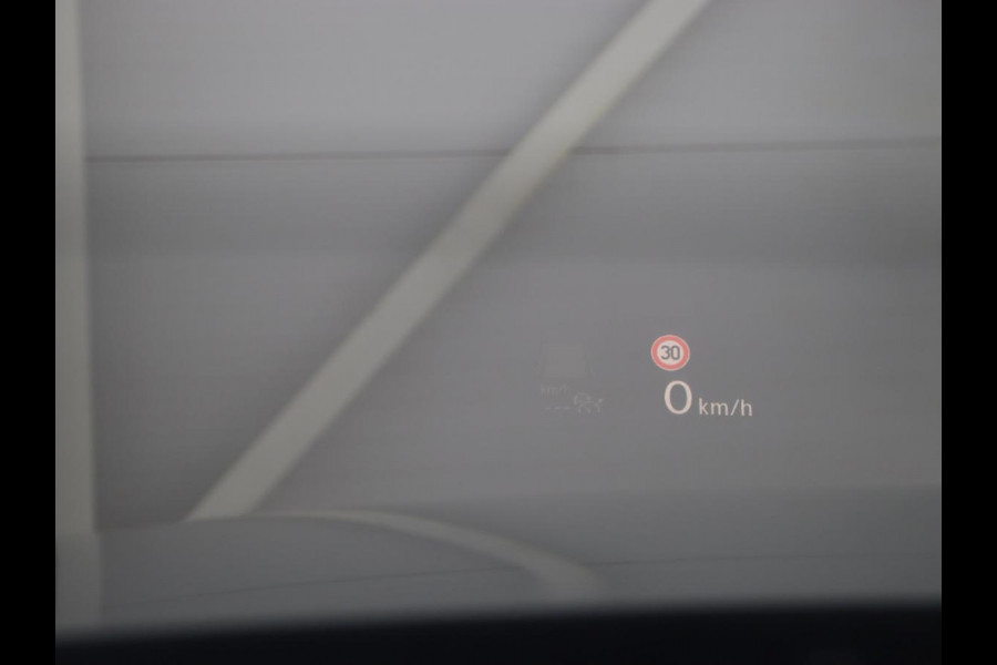 Volkswagen Passat 1.4 TSI PHEV GTE | Head-Up | Stoelverwarming | Trekhaak | Leder/Alcantara | Camera | Massage | Virtual Cockpit | Adaptive cruise | Matrix LED | Carplay | Side Assist | Navigatie | Plug In Volkswagen Passat 1.4 TSI PHEV GTE | Head-Up | Stoelverwarming | Trekhaak | Leder/Alcantara | Camera | Massage | Virtual Cockpit | Adaptive cruise | Matrix LED | Carplay | Side Assist | Navigatie | Plug In