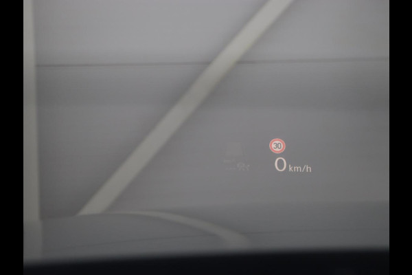 Volkswagen Passat 1.4 TSI PHEV GTE | Head-Up | Stoelverwarming | Trekhaak | Leder/Alcantara | Camera | Massage | Virtual Cockpit | Adaptive cruise | Matrix LED | Carplay | Side Assist | Navigatie | Plug In Volkswagen Passat 1.4 TSI PHEV GTE | Head-Up | Stoelverwarming | Trekhaak | Leder/Alcantara | Camera | Massage | Virtual Cockpit | Adaptive cruise | Matrix LED | Carplay | Side Assist | Navigatie | Plug In