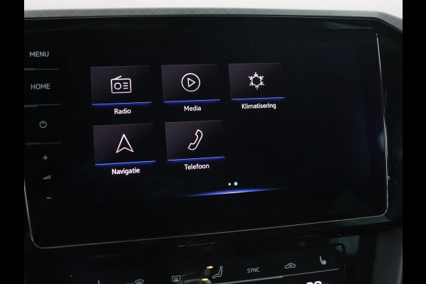 Volkswagen Passat 1.4 TSI PHEV GTE | Head-Up | Stoelverwarming | Trekhaak | Leder/Alcantara | Camera | Massage | Virtual Cockpit | Adaptive cruise | Matrix LED | Carplay | Side Assist | Navigatie | Plug In Volkswagen Passat 1.4 TSI PHEV GTE | Head-Up | Stoelverwarming | Trekhaak | Leder/Alcantara | Camera | Massage | Virtual Cockpit | Adaptive cruise | Matrix LED | Carplay | Side Assist | Navigatie | Plug In