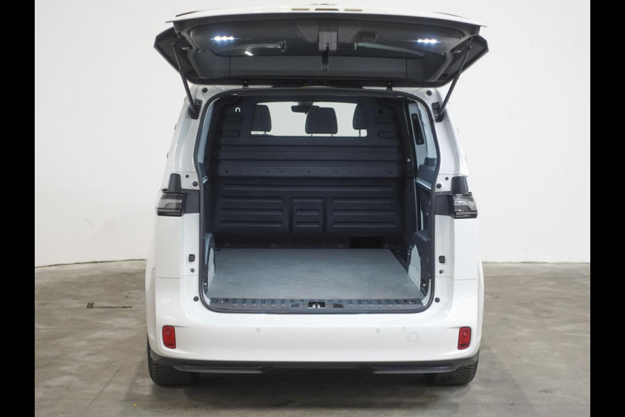 Volkswagen ID. Buzz Cargo 77 kWh 204pk Airco Climate control  Cruise control ACC Carplay Trekhaak  LED Volkswagen ID. Buzz Cargo 77 kWh 204pk Airco Climate control  Cruise control ACC Carplay Trekhaak  LED