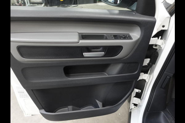 Volkswagen ID. Buzz Cargo 77 kWh 204pk Airco Climate control  Cruise control ACC Carplay Trekhaak  LED Volkswagen ID. Buzz Cargo 77 kWh 204pk Airco Climate control  Cruise control ACC Carplay Trekhaak  LED