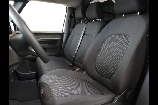 Volkswagen ID. Buzz Cargo 77 kWh 204pk Airco Climate control  Cruise control ACC Carplay Trekhaak  LED Volkswagen ID. Buzz Cargo 77 kWh 204pk Airco Climate control  Cruise control ACC Carplay Trekhaak  LED