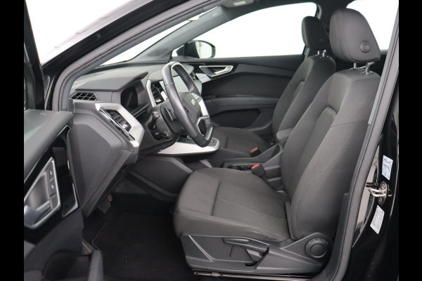 Audi Q4 e-tron 40 Launch Edition 77 kWh | Trekhaak | Warmtepomp | Stoelverwarming | Adaptive cruise | Camera | Carplay | Navigatie | Full LED | Virtual Cockpit Audi Q4 e-tron 40 Launch Edition 77 kWh | Trekhaak | Warmtepomp | Stoelverwarming | Adaptive cruise | Camera | Carplay | Navigatie | Full LED | Virtual Cockpit