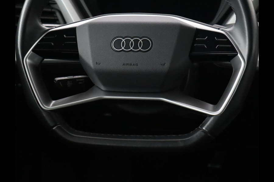 Audi Q4 e-tron 40 Launch Edition 77 kWh | Trekhaak | Warmtepomp | Stoelverwarming | Adaptive cruise | Camera | Carplay | Navigatie | Full LED | Virtual Cockpit Audi Q4 e-tron 40 Launch Edition 77 kWh | Trekhaak | Warmtepomp | Stoelverwarming | Adaptive cruise | Camera | Carplay | Navigatie | Full LED | Virtual Cockpit
