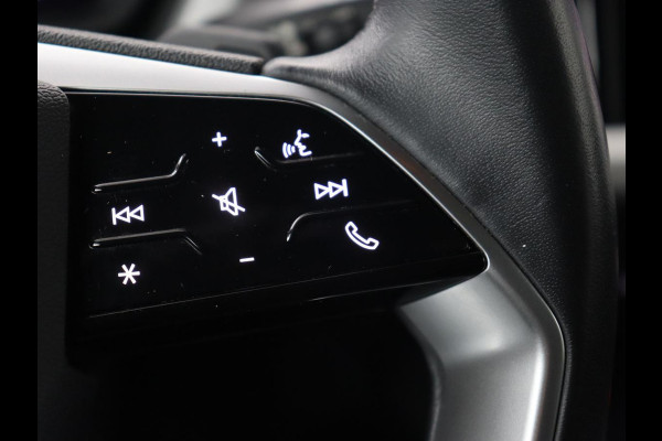 Audi Q4 e-tron 40 Launch Edition 77 kWh | Trekhaak | Warmtepomp | Stoelverwarming | Adaptive cruise | Camera | Carplay | Navigatie | Full LED | Virtual Cockpit Audi Q4 e-tron 40 Launch Edition 77 kWh | Trekhaak | Warmtepomp | Stoelverwarming | Adaptive cruise | Camera | Carplay | Navigatie | Full LED | Virtual Cockpit