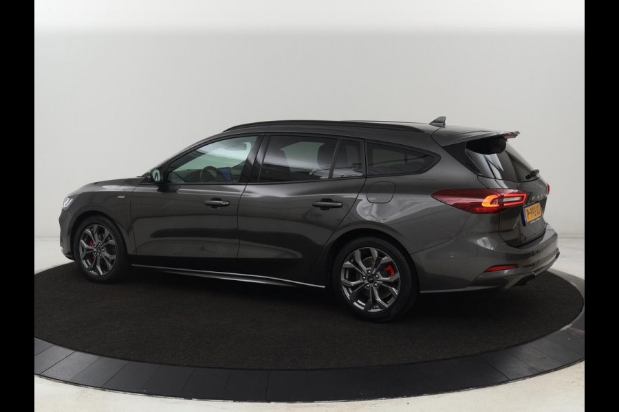 Ford Focus 1.0 EcoBoost Hybrid ST Line Style | Stoel & stuurverwarming | Camera | Park Assist | Carplay | Full LED | Navigatie | Keyless | Climate control