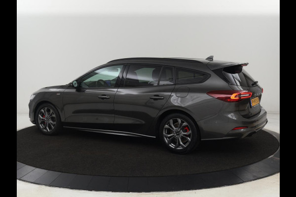 Ford Focus 1.0 EcoBoost Hybrid ST Line Style | Stoel & stuurverwarming | Camera | Park Assist | Carplay | Full LED | Navigatie | Keyless | Climate control