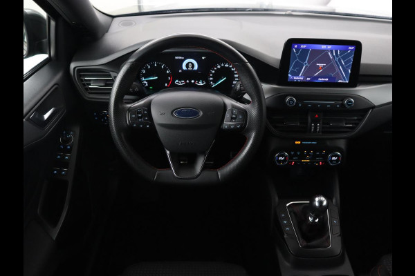 Ford Focus 1.0 EcoBoost Hybrid ST Line Style | Stoel & stuurverwarming | Camera | Park Assist | Carplay | Full LED | Navigatie | Keyless | Climate control