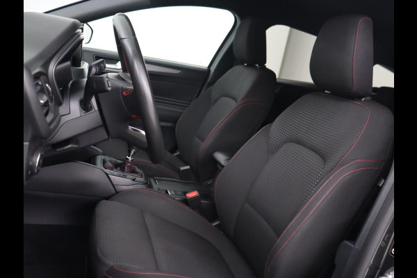 Ford Focus 1.0 EcoBoost Hybrid ST Line Style | Stoel & stuurverwarming | Camera | Park Assist | Carplay | Full LED | Navigatie | Keyless | Climate control