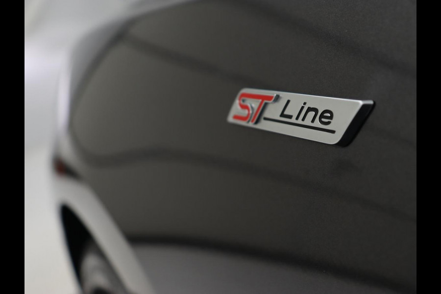Ford Focus 1.0 EcoBoost Hybrid ST Line Style | Stoel & stuurverwarming | Camera | Park Assist | Carplay | Full LED | Navigatie | Keyless | Climate control
