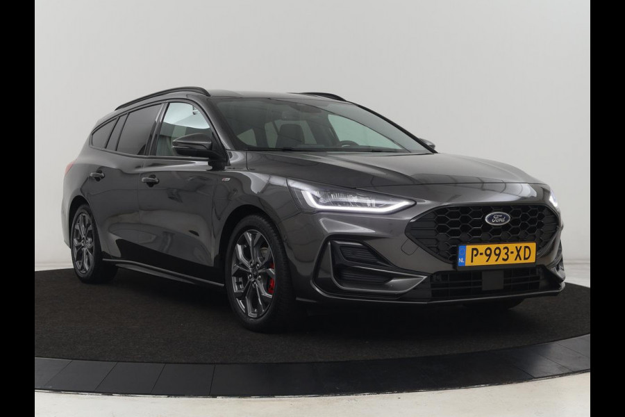 Ford Focus 1.0 EcoBoost Hybrid ST Line Style | Stoel & stuurverwarming | Camera | Park Assist | Carplay | Full LED | Navigatie | Keyless | Climate control