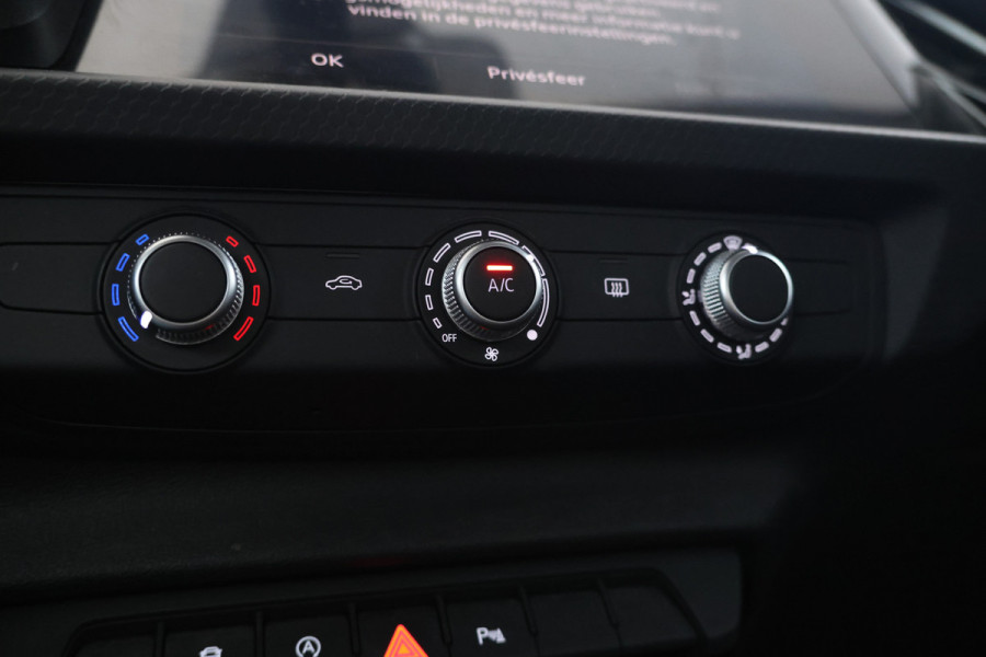 Audi A1 Sportback 25 TFSI Advanced edition City carver, Airco, Apple Carplay Audi A1 Sportback 25 TFSI Advanced edition City carver, Airco, Apple Carplay