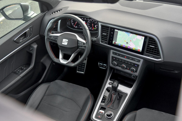 Seat Ateca 1.5 TSI FR Business Intense. Pano, ACC, Beats, Sfeer, Keyless, Camera, Stuurvw, 19'', CarPlay! Seat Ateca 1.5 TSI FR Business Intense. Pano, ACC, Beats, Sfeer, Keyless, Camera, Stuurvw, 19'', CarPlay!