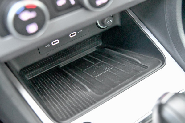 Seat Ateca 1.5 TSI FR Business Intense. Pano, ACC, Beats, Sfeer, Keyless, Camera, Stuurvw, 19'', CarPlay! Seat Ateca 1.5 TSI FR Business Intense. Pano, ACC, Beats, Sfeer, Keyless, Camera, Stuurvw, 19'', CarPlay!