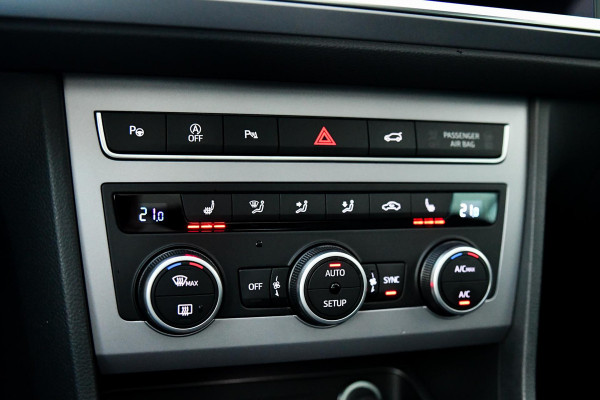 Seat Ateca 1.5 TSI FR Business Intense. Pano, ACC, Beats, Sfeer, Keyless, Camera, Stuurvw, 19'', CarPlay! Seat Ateca 1.5 TSI FR Business Intense. Pano, ACC, Beats, Sfeer, Keyless, Camera, Stuurvw, 19'', CarPlay!