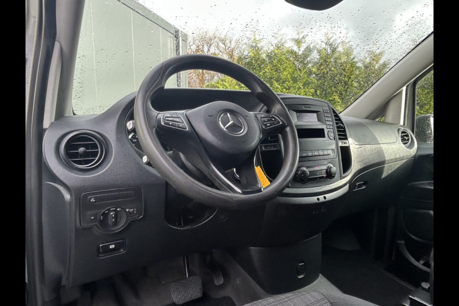 Mercedes-Benz Vito 114 CDI 136 PK AUTOMAAT / L2H1 / 1e EIG. / TREKHAAK / AIRCO / CRUISE / BLUETOOTH / PDC