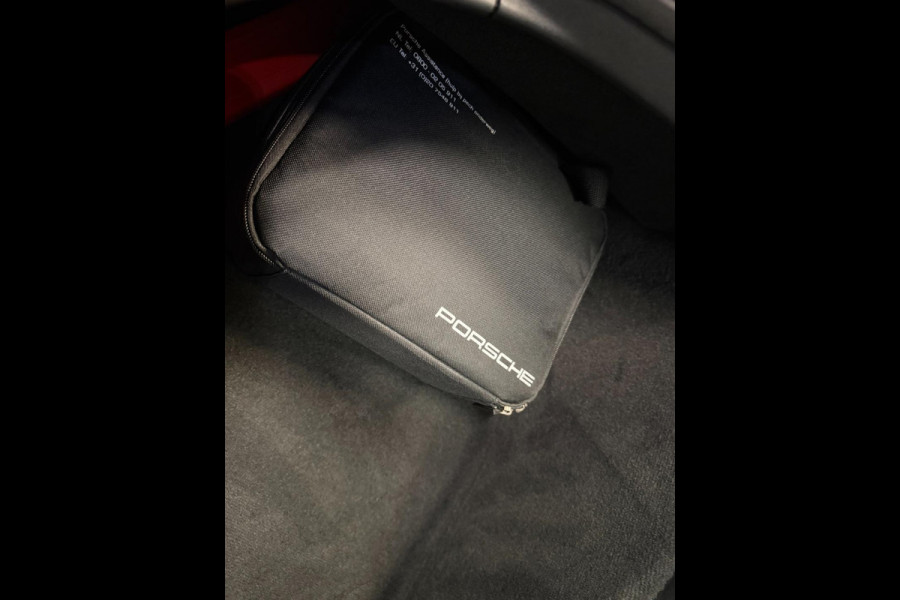 Porsche 718 Cayman 2.0 300PK NAVI/BOSE/DAB/LED/M-STOELEN/ECC/PDC/CRUISE/// Porsche 718 Cayman 2.0 300PK NAVI/BOSE/DAB/LED/M-STOELEN/ECC/PDC/CRUISE///