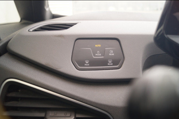Volkswagen ID.3 Life 58kWh -NAVI-ECC-PDC-TREKHAAK-