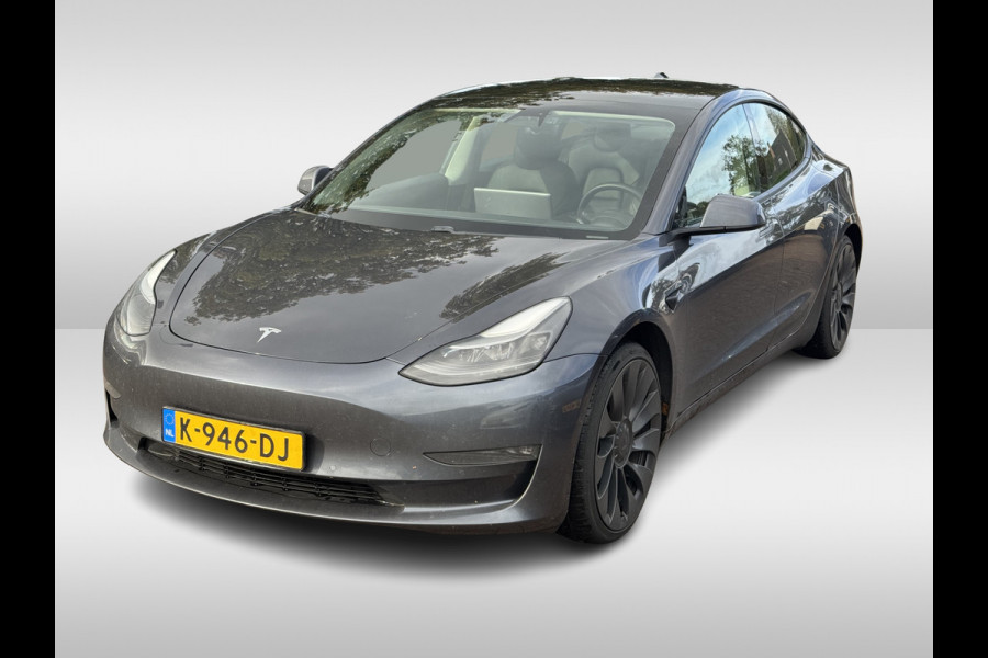Tesla Model 3 Performance AWD 75 kWh / Autopilot / Panoramadak / Camera / Leder / 20''' Leder / Premium Audio Tesla Model 3 Performance AWD 75 kWh / Autopilot / Panoramadak / Camera / Leder / 20''' Leder / Premium Audio