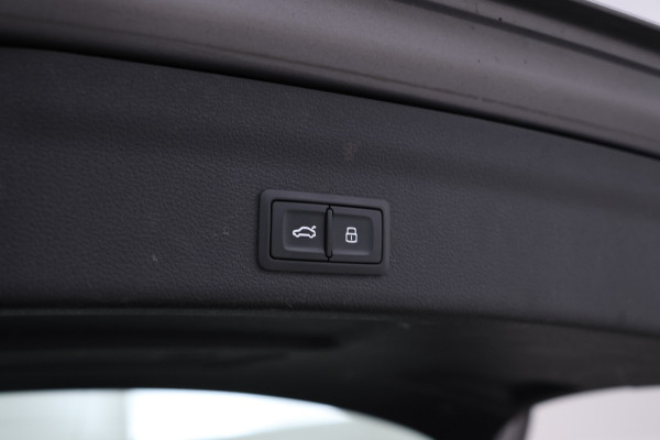 Audi A6 Avant 35 TDI Business edition automaat, panorama, climate, Audi A6 Avant 35 TDI Business edition automaat, panorama, climate,