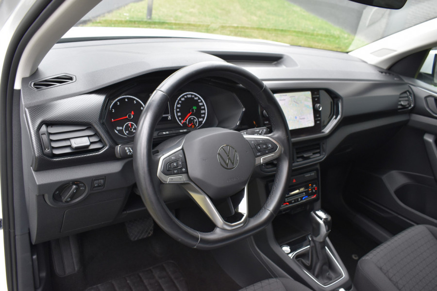 Volkswagen T-Cross 1.0 TSI Life Automaat Keyless/apple carplay/Stoelverwarming rijklaarprijs