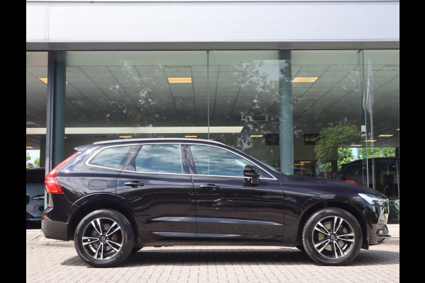 Volvo XC60 2.0 B5 250 PK Momentum Exclusive / Panoramadak