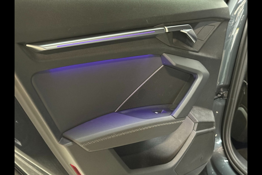 Audi A3 Sedan 1.5 Tfsi Aut 2xS line panorama/19 inch/camera/navi Audi A3 Sedan 1.5 Tfsi Aut 2xS line panorama/19 inch/camera/navi