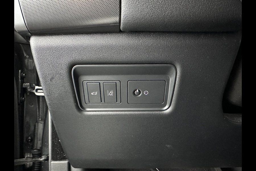 Land Rover Range Rover Sport 3.0 TDV6 HSE Dynamic Aut. *PANO | DIGI-COCKPIT | LUXURY-LEATHER | XENON | NAVI-FULLMAP | CAMERA | KEYLESS | AIR-SUSPENSION | ECC | PDC | CRUISE | 21''ALU* Land Rover Range Rover Sport 3.0 TDV6 HSE Dynamic Aut. *PANO | DIGI-COCKPIT | LUXURY-LEATHER | XENON | NAVI-FULLMAP | CAMERA | KEYLESS | AIR-SUSPENSION | ECC | PDC | CRUISE | 21''ALU*